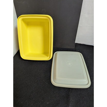 Vintage Tupperware Servalier Harvest Yellow Loaf Pan Container with Sheer Lid