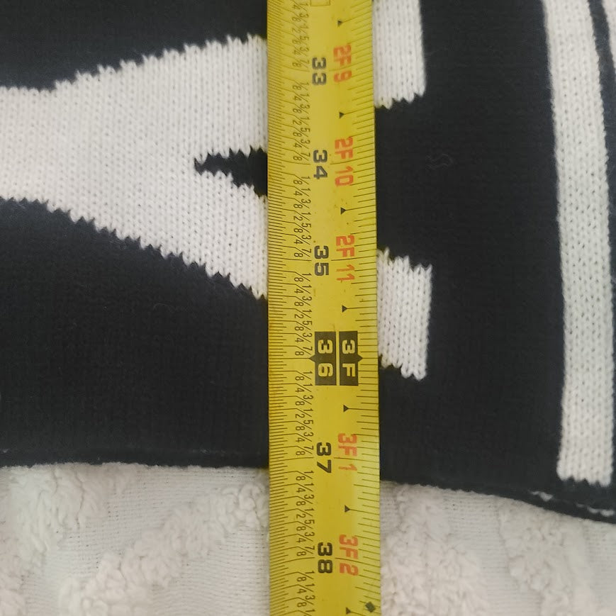DKNY Stadium Logo Spellout Scarf Black & White NWT wrap winter cold weather