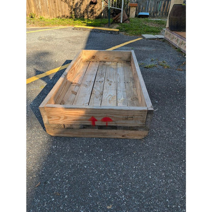 Secondhand Sandies: Wood low profile planter box