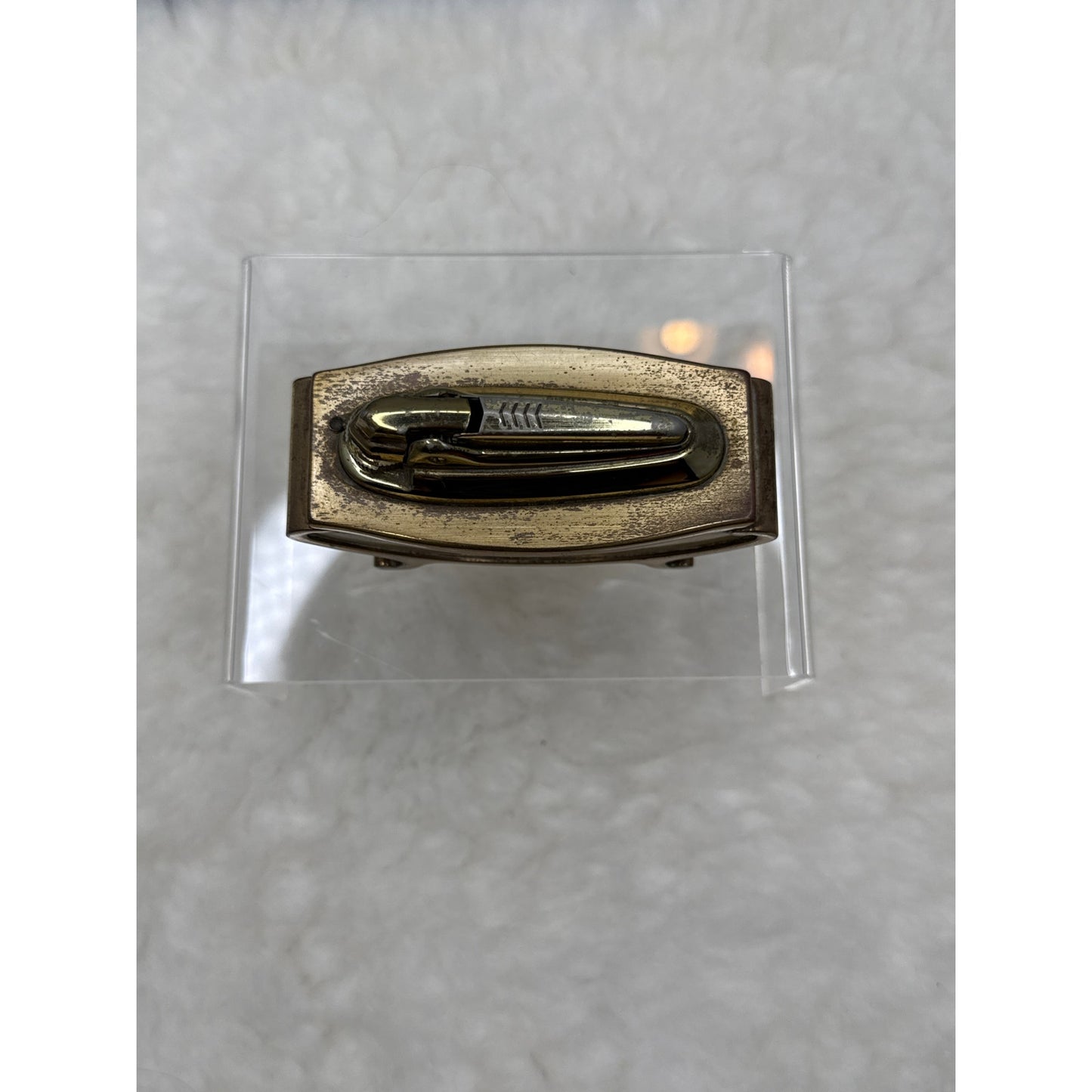 Vintage Ronson Varaflame Table Lighter Gold Tone Made in England 4 Footed