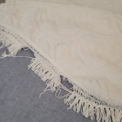 VINTAGE Queen White Cotton Chenille fringed blanket Rounded hem 100" x 92"