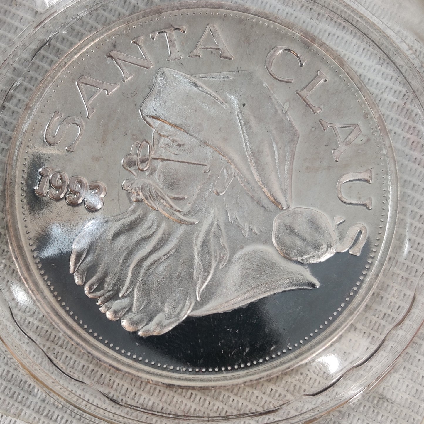 1 oz Santa Claus Ultra High Relief Silver Round - .999 Fine Bullion Art Medal