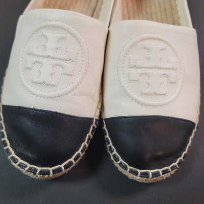 Tory Burch Size 7 black cream leather espadrilles Style 74075 Winton Flats CLASS