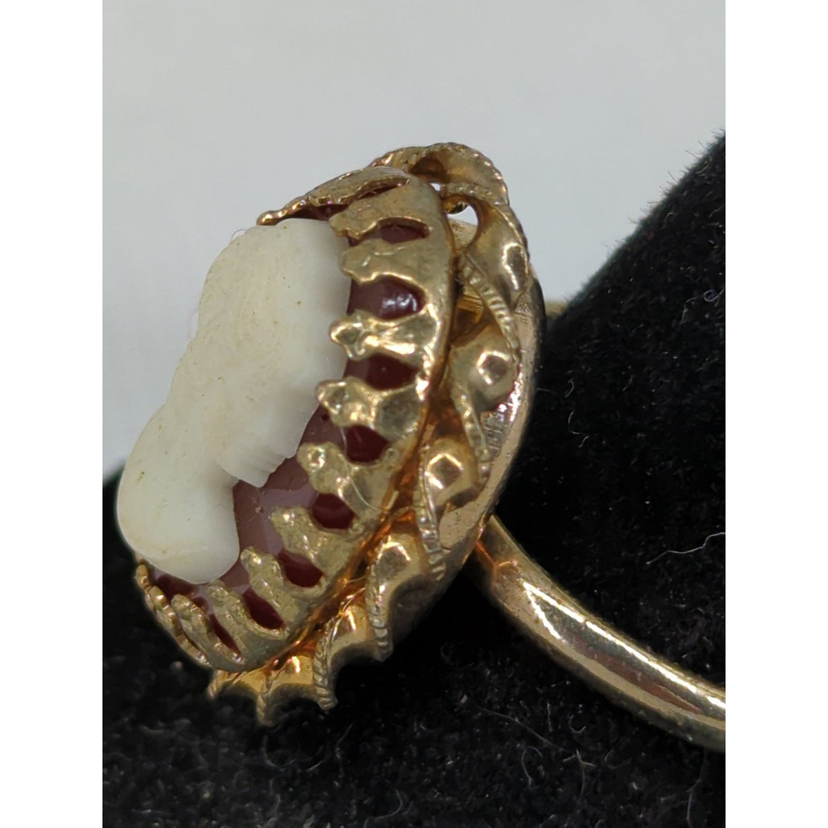 Vintage Gold Tone Cameo Red Resin Oval Ring Victorian Revival Statement Y2K