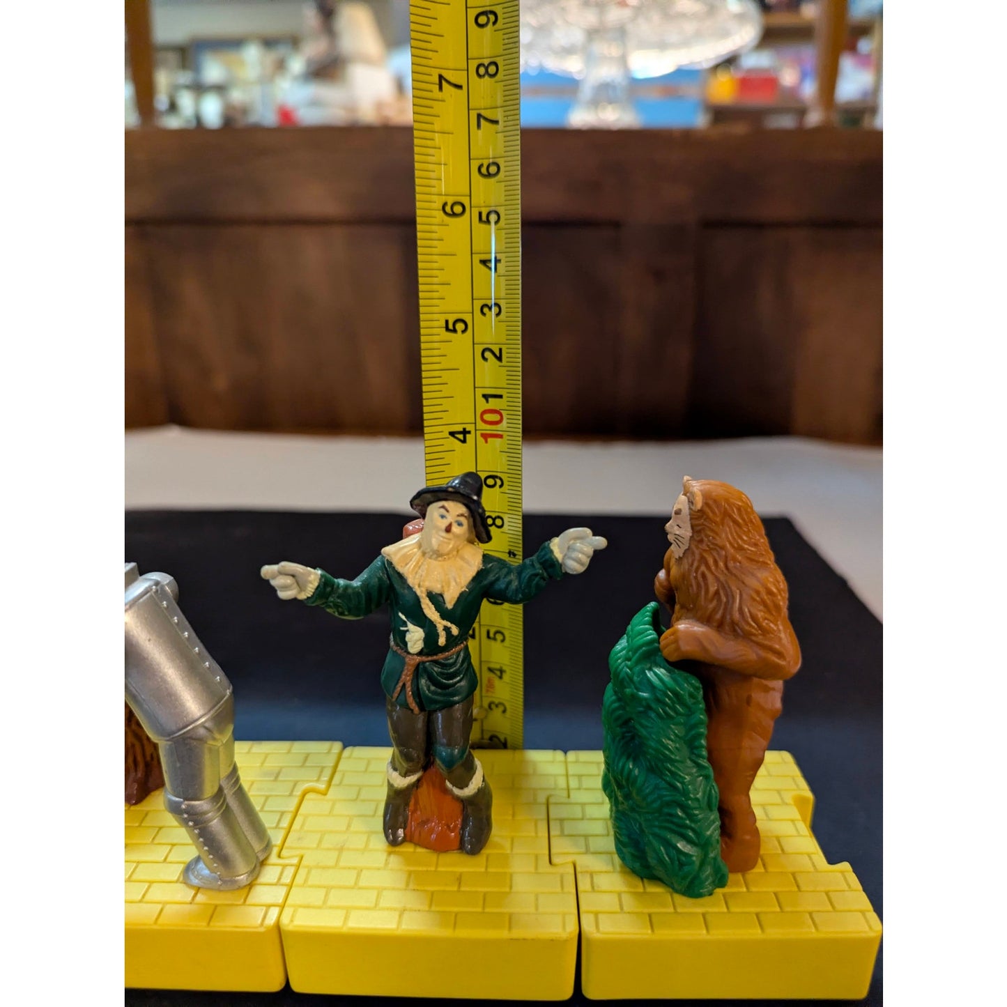 Vintage 1998 Blockbuster Wizard of Oz Interlocking Yellow Brick Road Figure Set of 4