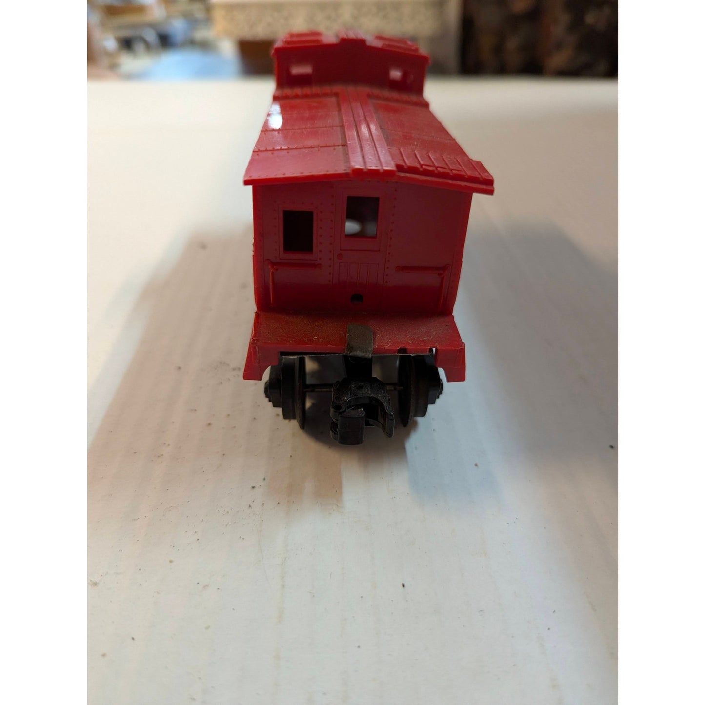 Vintage Red Model Train Caboose Car Metal Undercarriage Lionel #6017