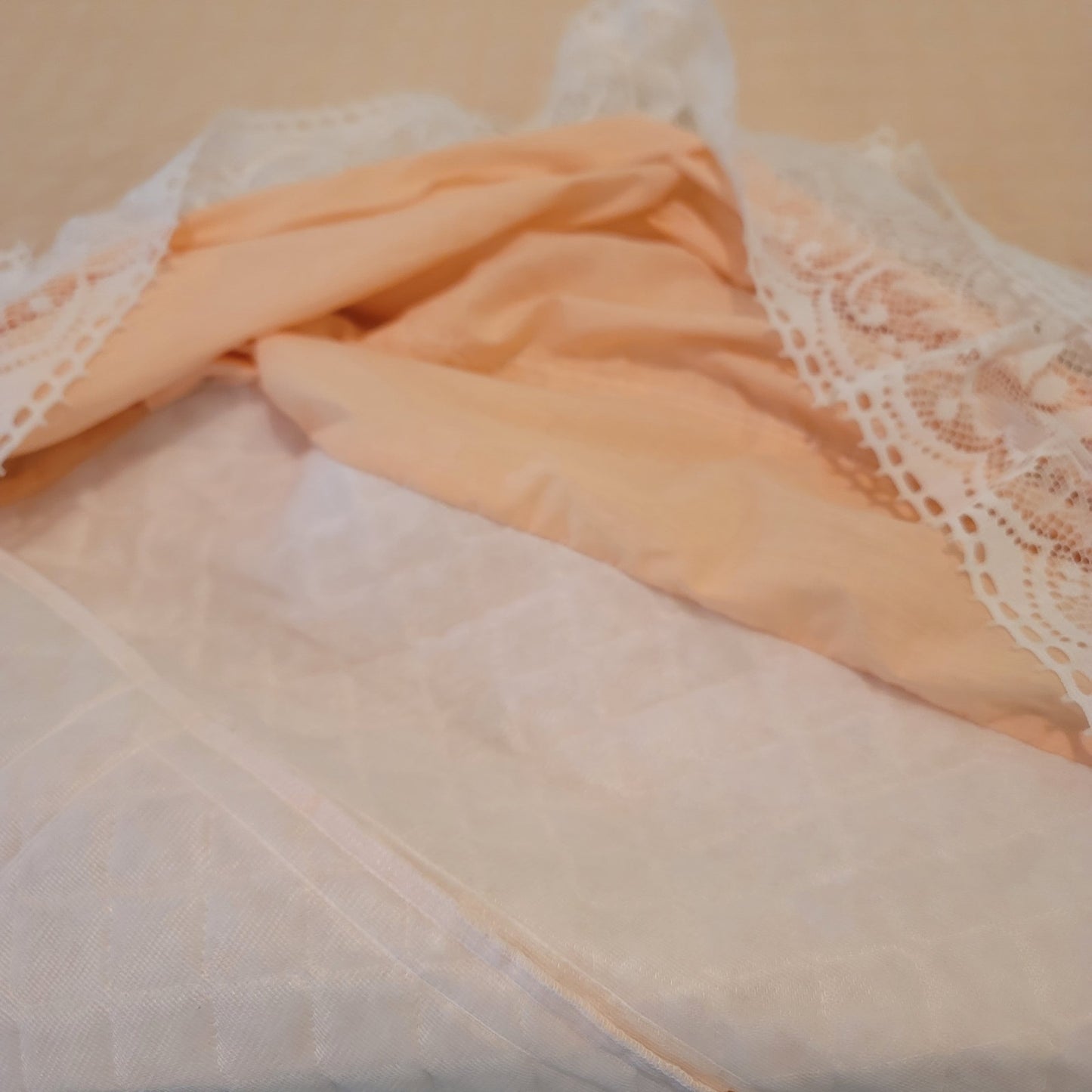Vintage Peach double lace bottom skirt Coverlet & 2 matching Pillow shams queen