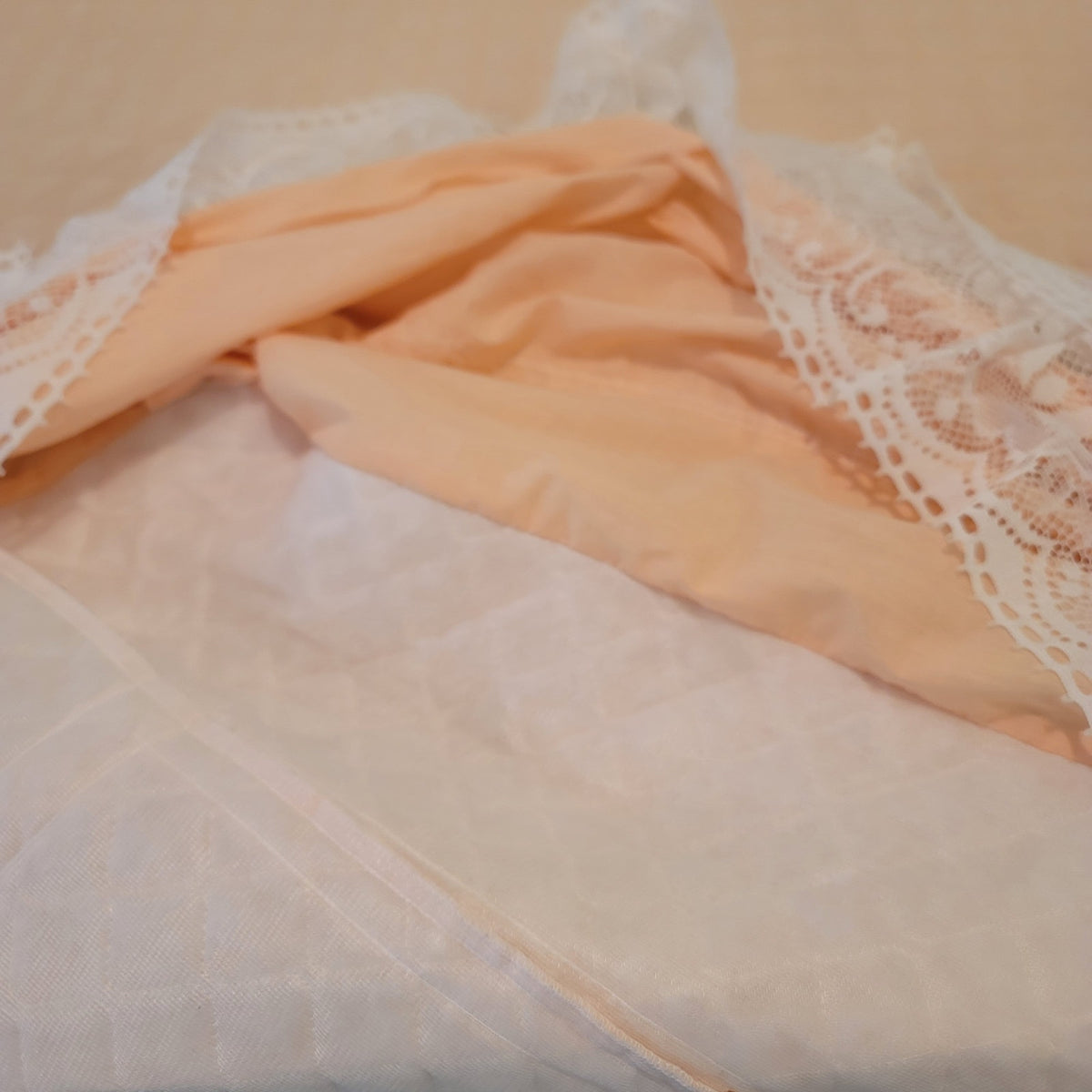 Vintage Peach double lace bottom skirt Coverlet & 2 matching Pillow shams queen