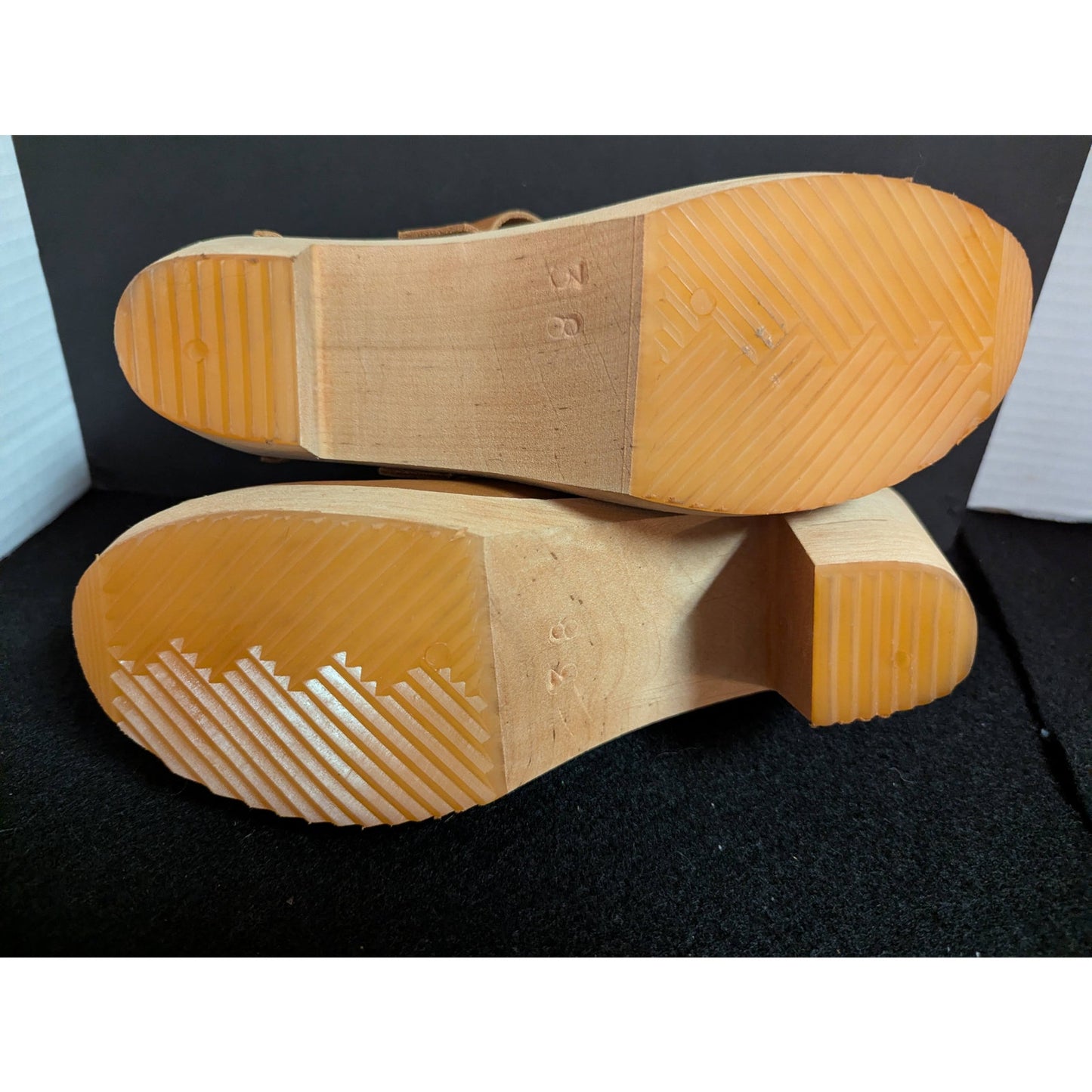 Cape Clogs Swedish Tan Leather Wooden Mule Clogs - EU 38 US 7.5