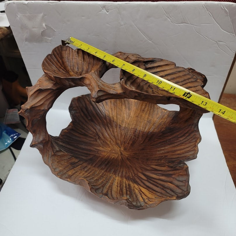 Vintage Hand Carved Burl Wood Rustic Leaf Shaped Basket W/ Handle MCM Brutalist