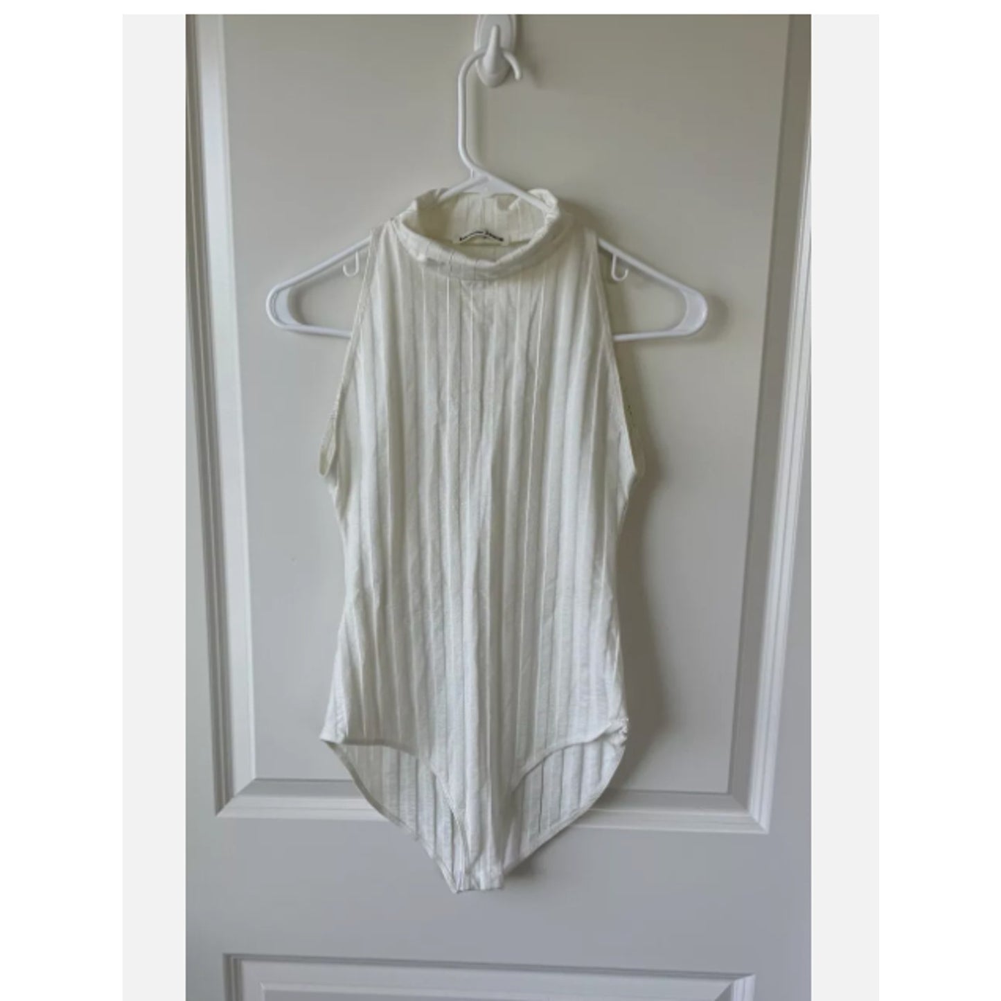 Reformation Isabel Turtleneck Sleeveless Bodysuit Extra Small XS New White NEW