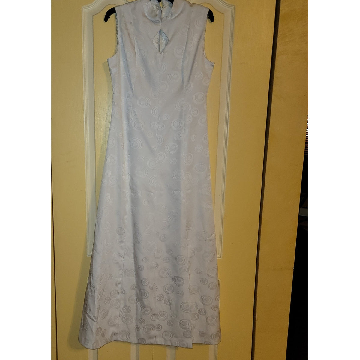 VINTAGE White Sleeveless Geometric Swirl Heavy Fabric Maxi Dress cocktail MEDIUM