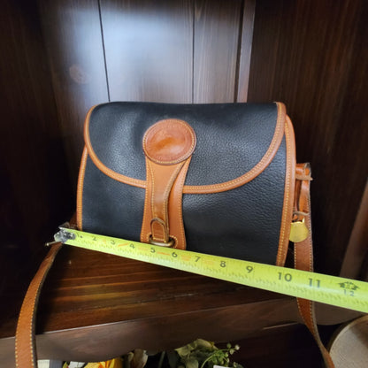 Vintage Dooney & Bourke All-Weather Leather Essex shoulder bag British tan trim