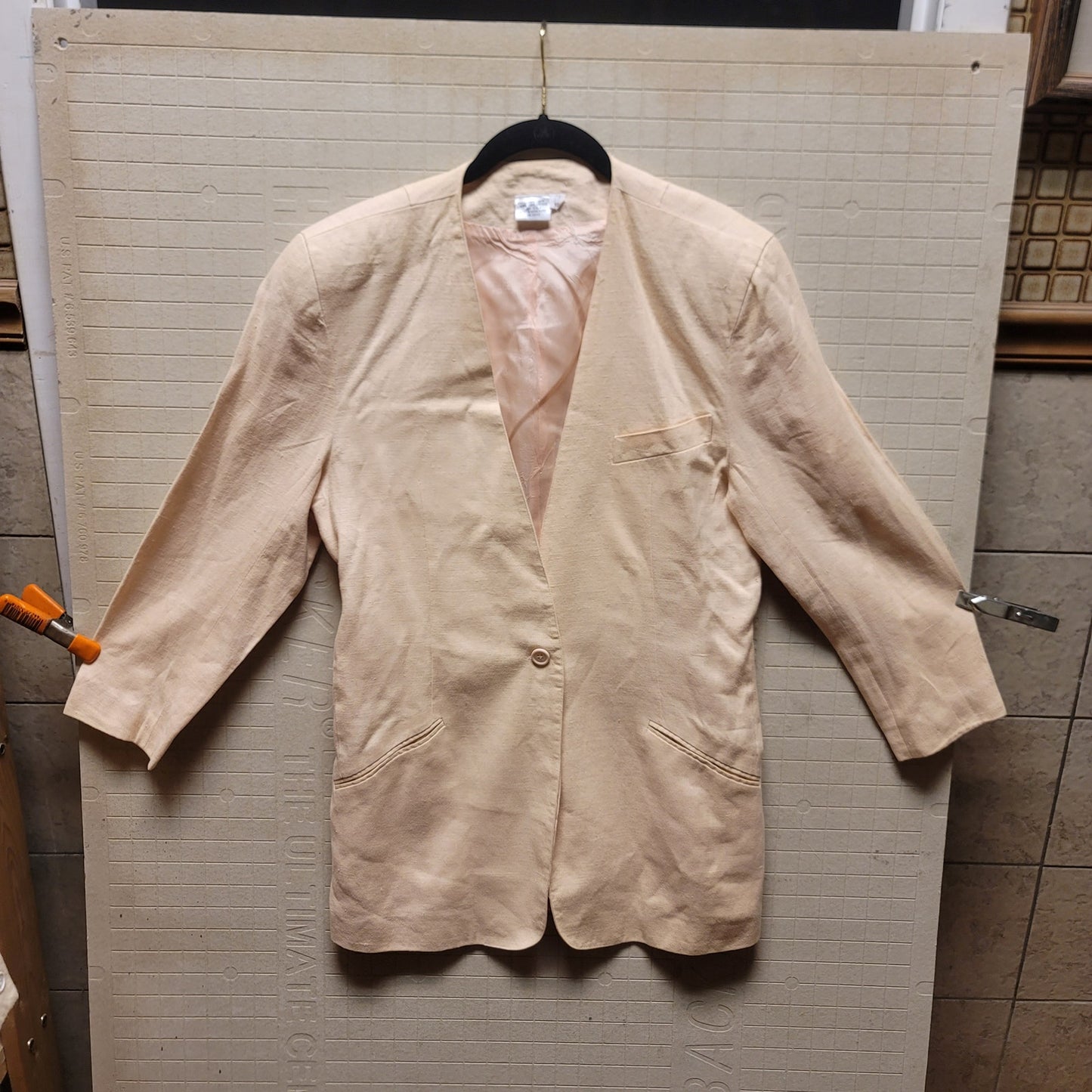 Vintage Pair of linen blazers cream pink Womens Size 12 shoulder pads lined
