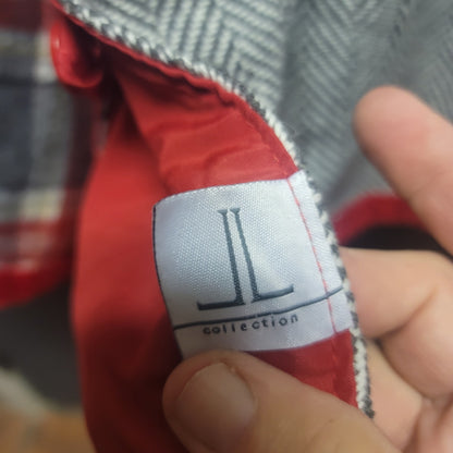 JL Collection Gray Herringbone Wool Reversible Cape Red Plaid Trim One Size