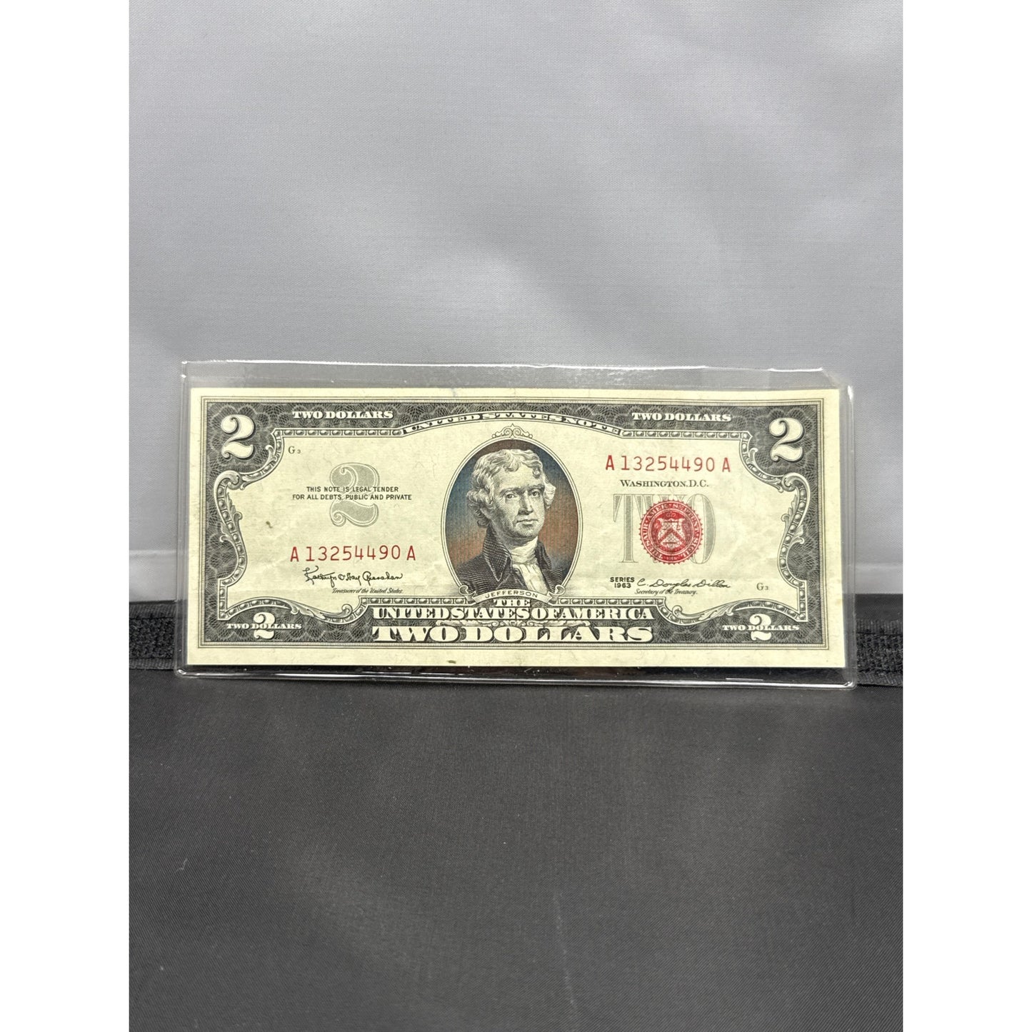 Paper Currency Bank Note USA Paper Money $2 Series 1963 red seal