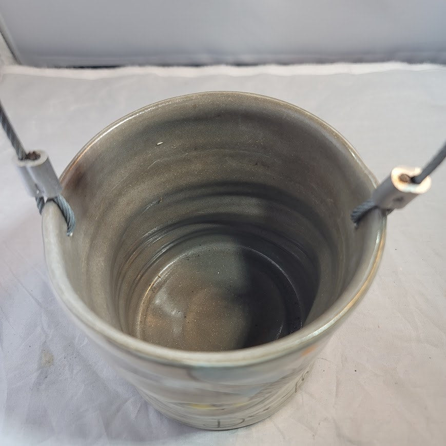 Z Pots New England Handmade Bee the Change Hand Painted Ceramic Small Bucket