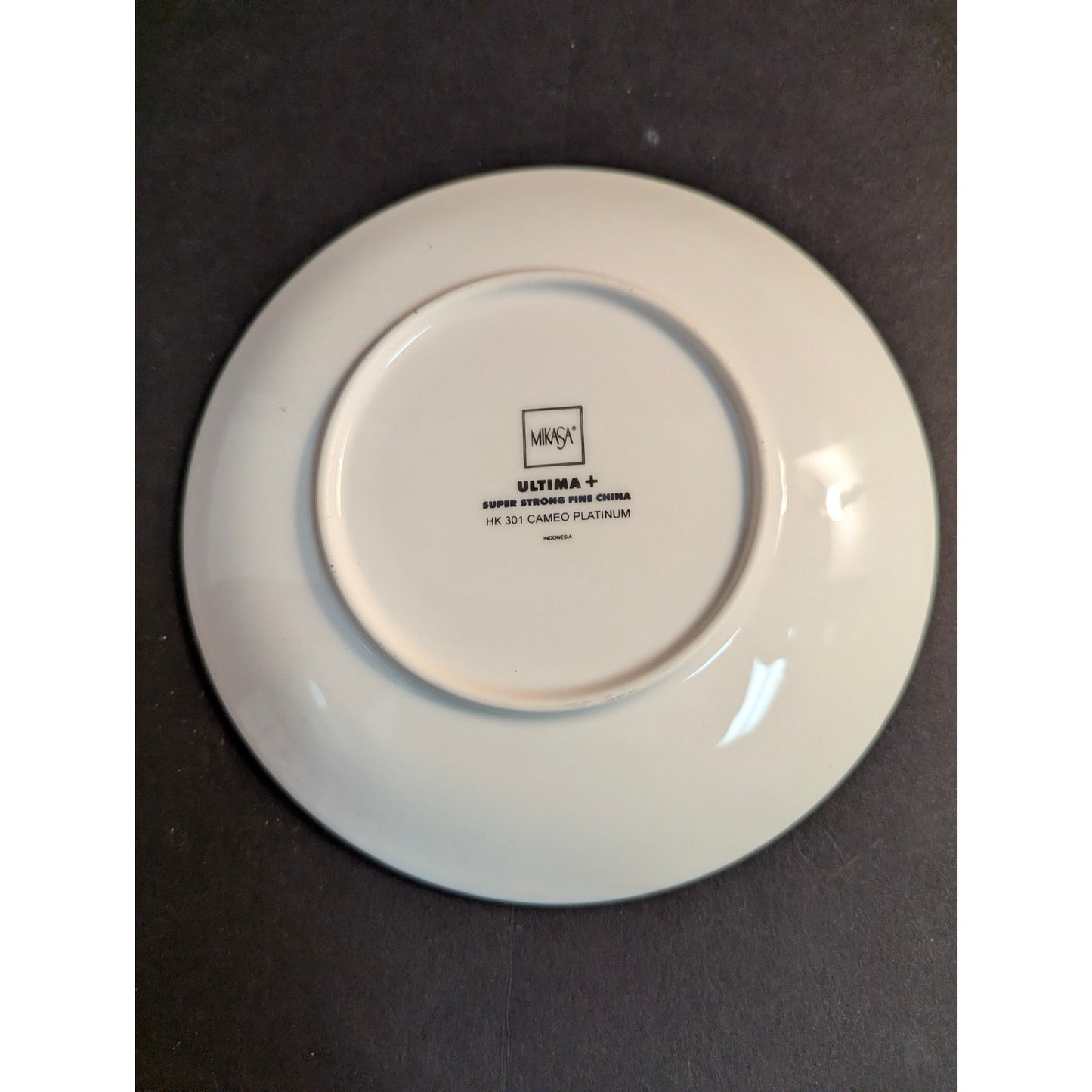 Mikasa Ultima Cameo Platinum Saucer Plate Fine China Platinum Trim HK 301