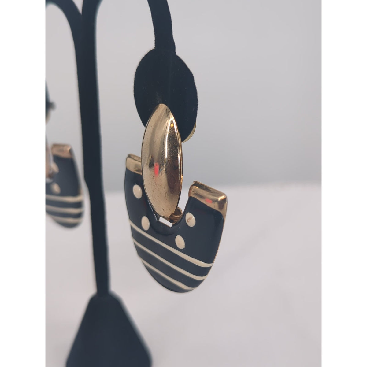 Vintage 1980s Gold-Tone & Black Enamel Geometric Dangle Clip-On Earrings