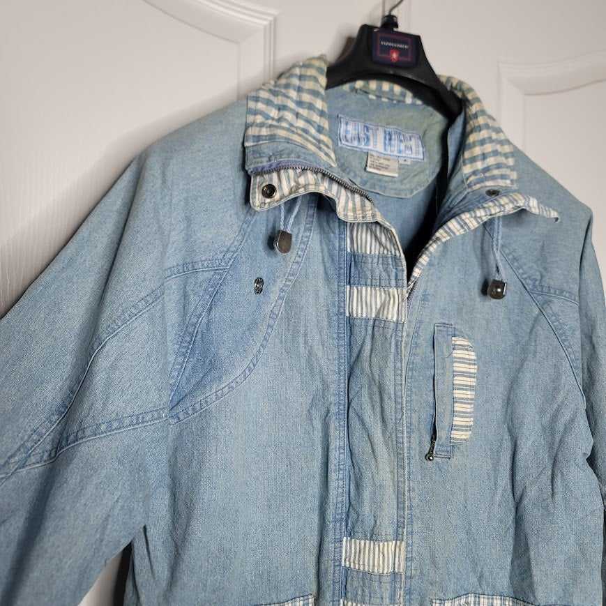 Vintage Size Medium East West Cotton light wash Oversized Denim Jacket 1980s