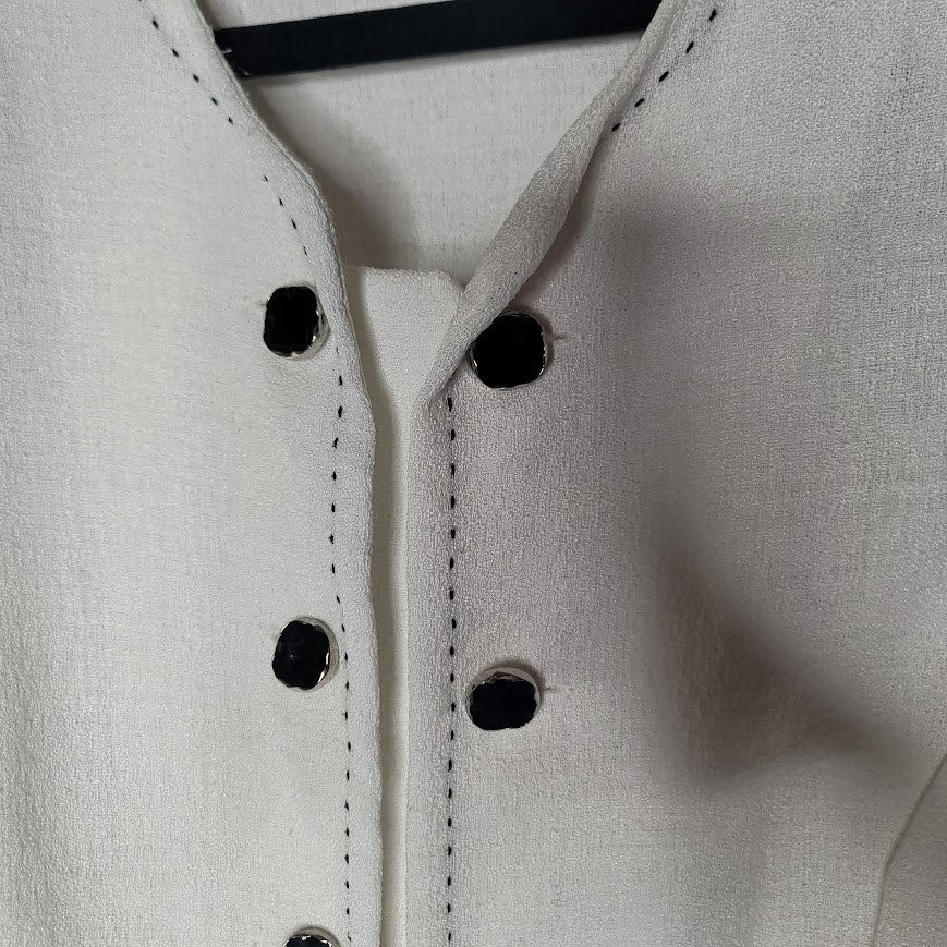 Leslie Fay Vintage White Short Sleeve Button Up Scallop hem Top Shoulder Pads 16