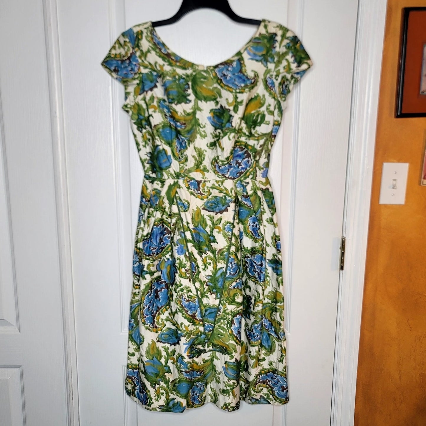 Vintage  Sindorff 1950s Wiggle dress cotton Blue yellow floral pleated Small Cap
