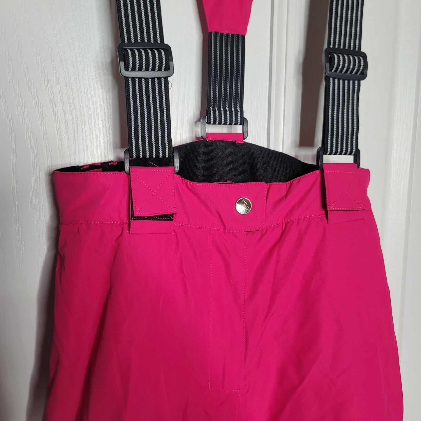 Noize Pink YOUTH Size Large Snowboard Ski Suit Snow Bib Removeable Straps Pants