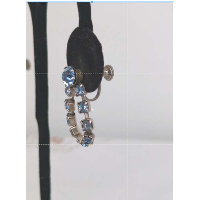 Vintage Blue Rhinestone Silvertone Loop Dangle Screw back Earrings Subtle