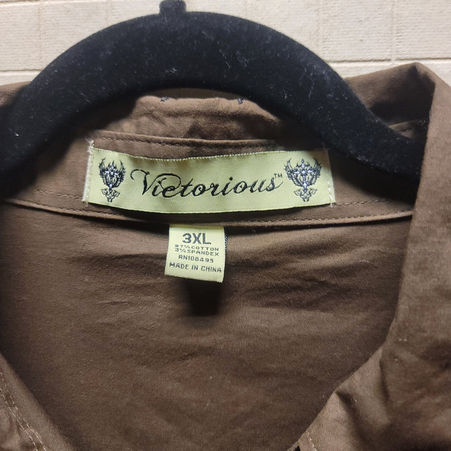 Victorious Brown shirt mens long sleeve Size 3X Button Down Collar Patches