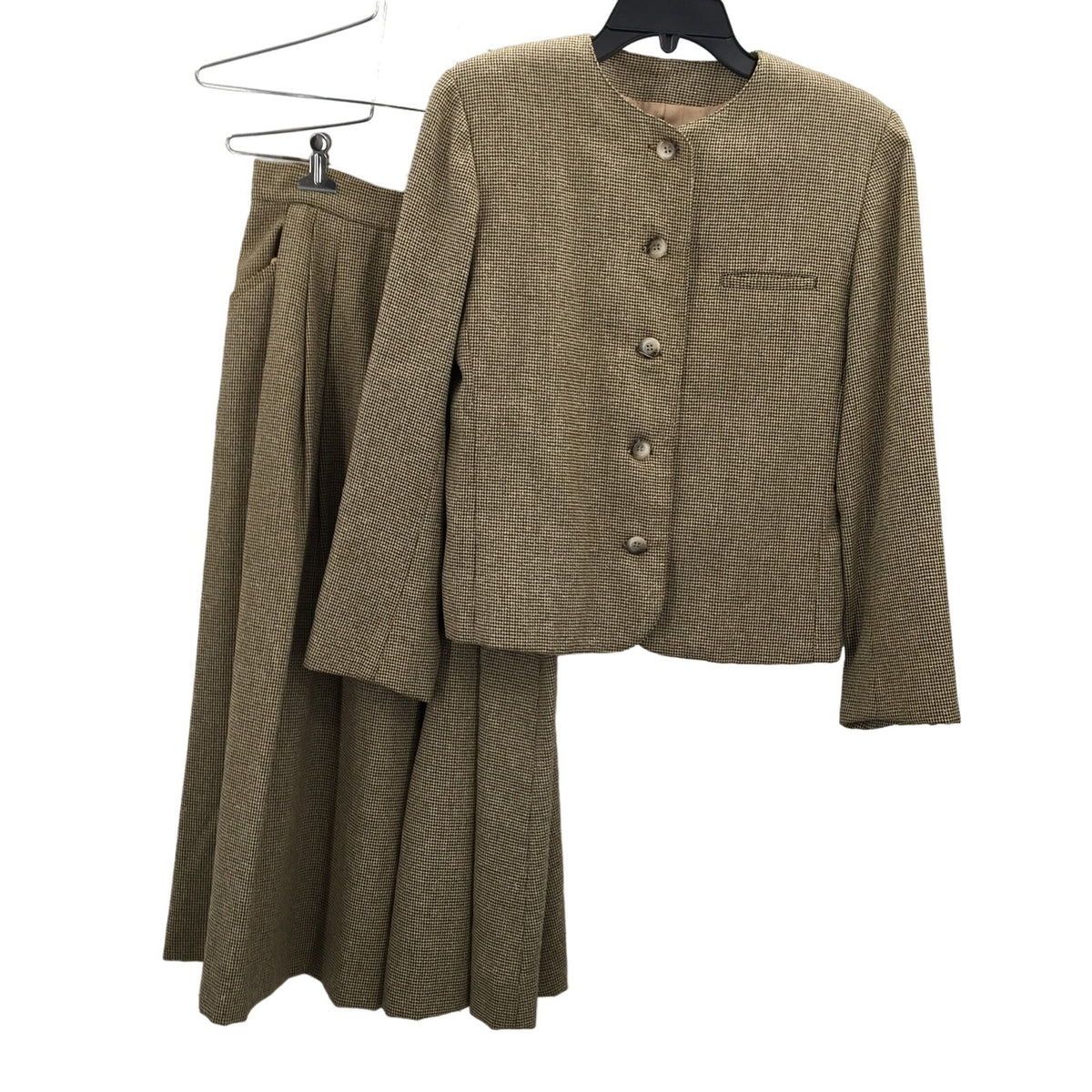 Vintage 2 Pc. SET  lined Tweed Skirt w/ pockets Suit Button Front Jacket A-Line