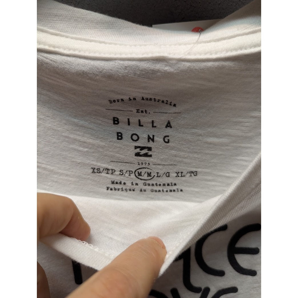 Billabong graphic white black Tshirt Medium short sleeve PEACE LOVE SUMMERTIME