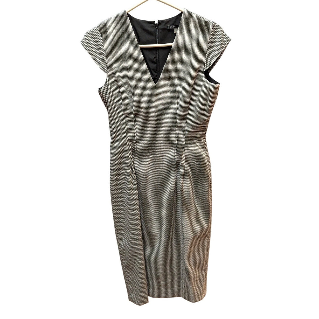 Antonio Melani Houndstooth Sheath Dress Cap Sleeve VNeck Workwear Corporate Core
