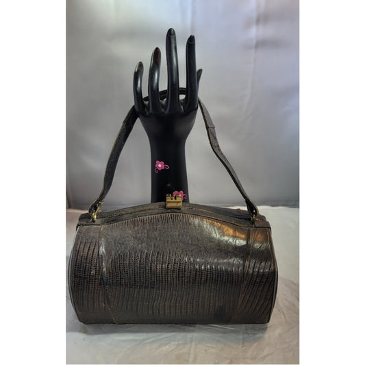 1950s Vintage Aligator Hide Hard Case Handbag purse Oval Small strap