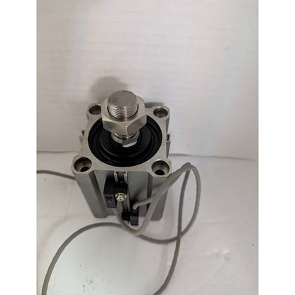SMC CDQ2B50-40DCM-J77 compact air cylinder NEW oem