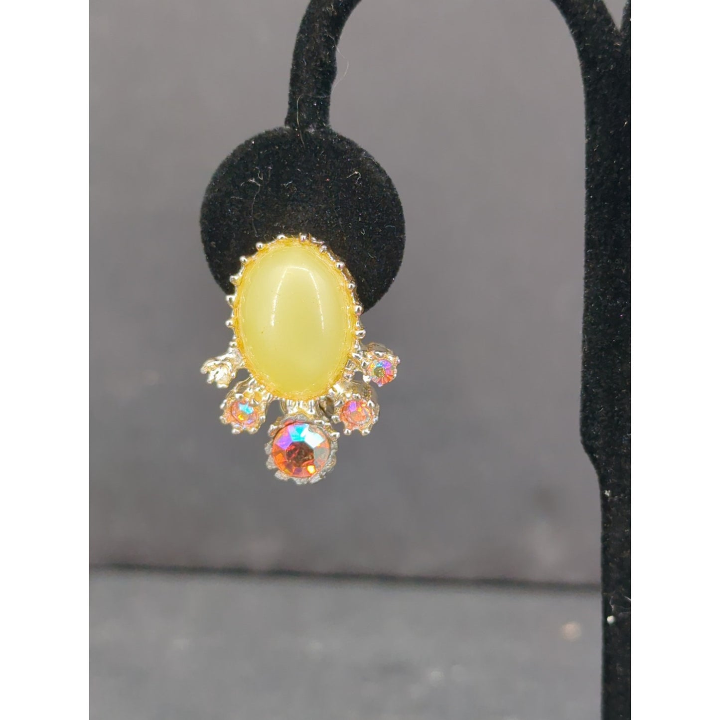 Vintage Yellow Oval Rhinestone Halo Dangle Drop Clip On Earrings