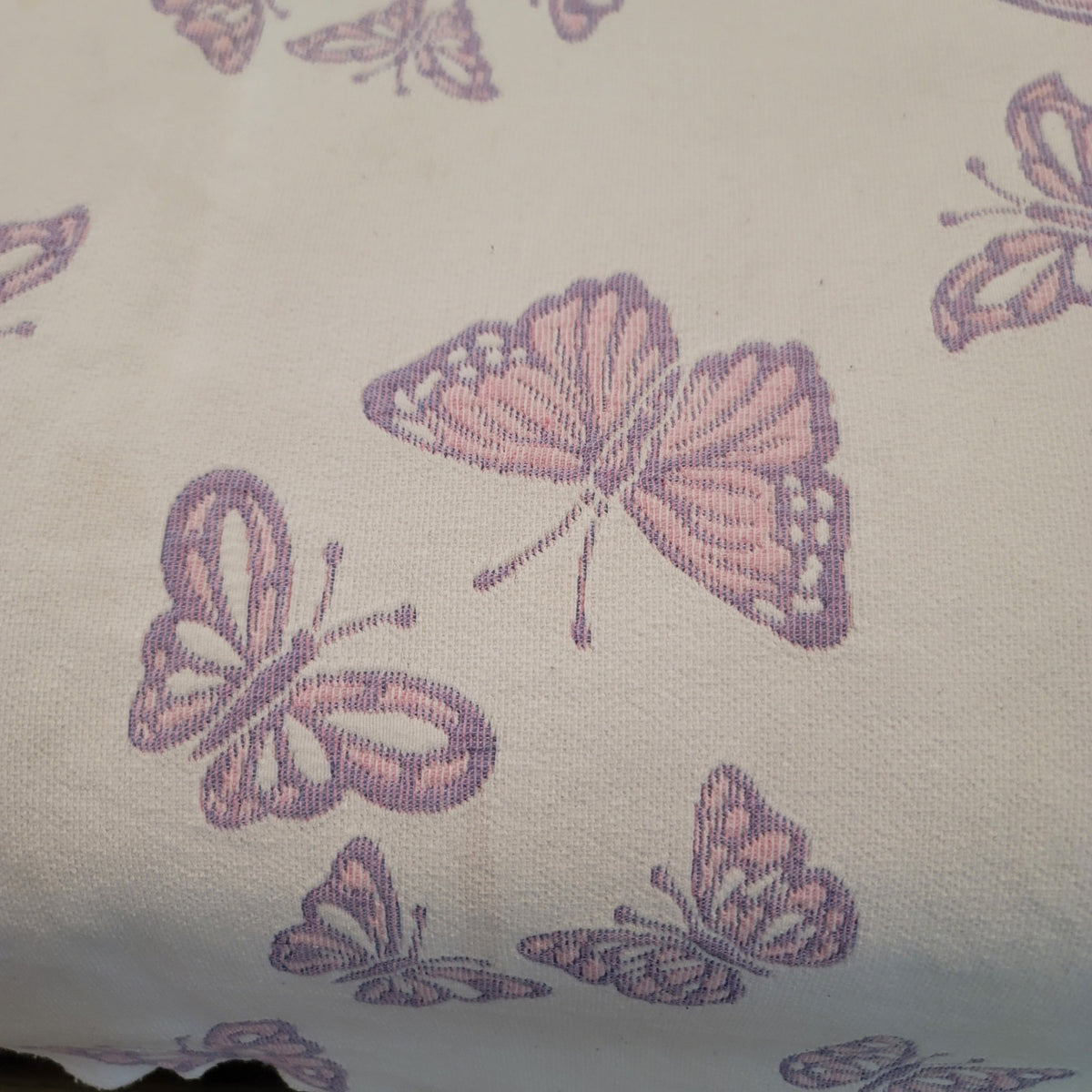 Reversible purple butterfly scalloped edge coverlet blanket bedspread Full Queen