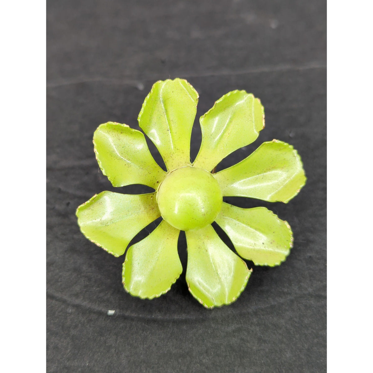 Vintage Enamel Flower Brooch Pin Chartreuse Lime Green Gold Tone Retro