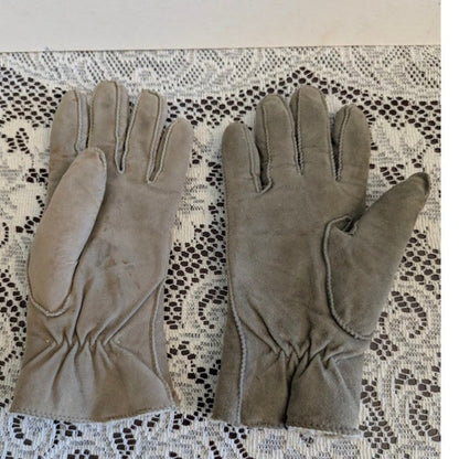 Vintage Gray Suede Sherpa Lined Gloves Size Large Warm Winter Cozy