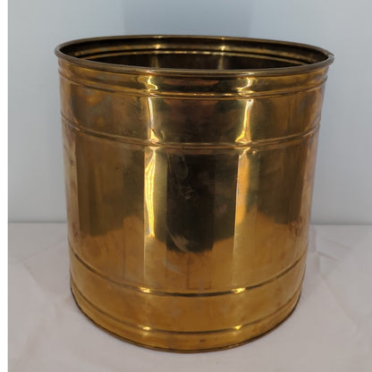 Large Vintage Brass Planter 11" wide x 10" tall lacquered cachepot