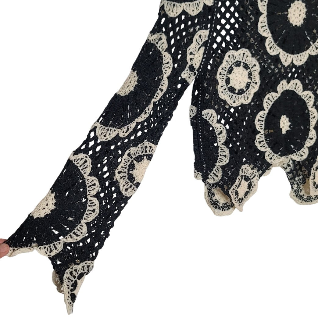 Knit Crocheted Sweater Modern Boho Size Medium NEW Two Tone Layering Bell Sleeve