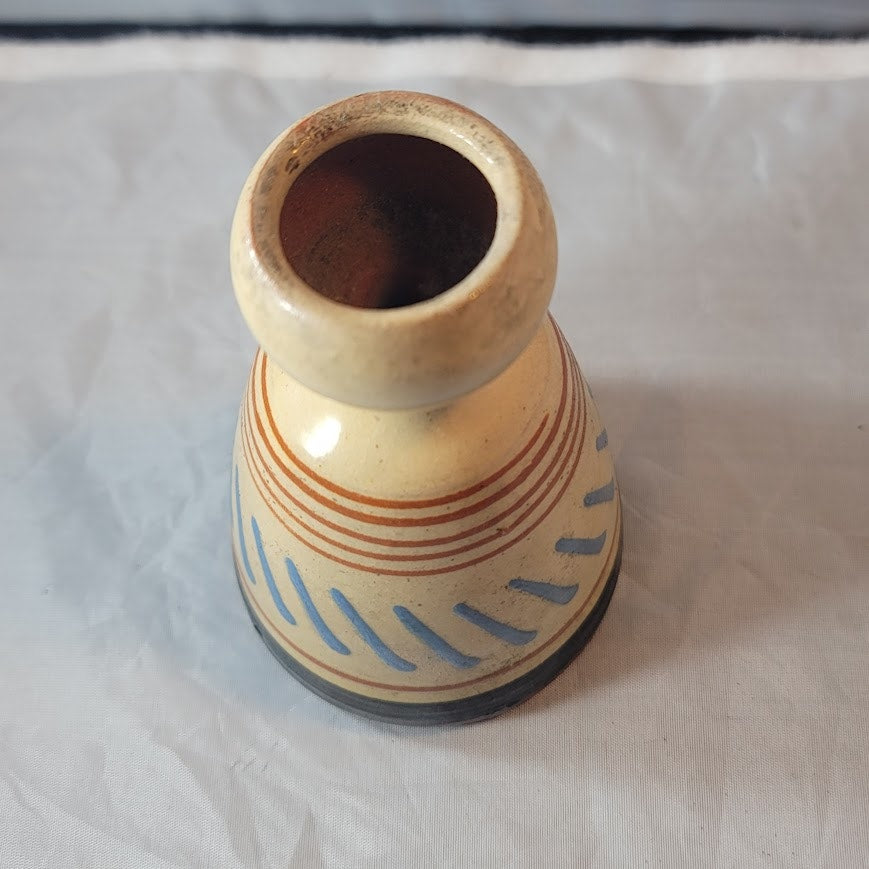 Vintage handmade vase tapered blue rust cream 6" tall