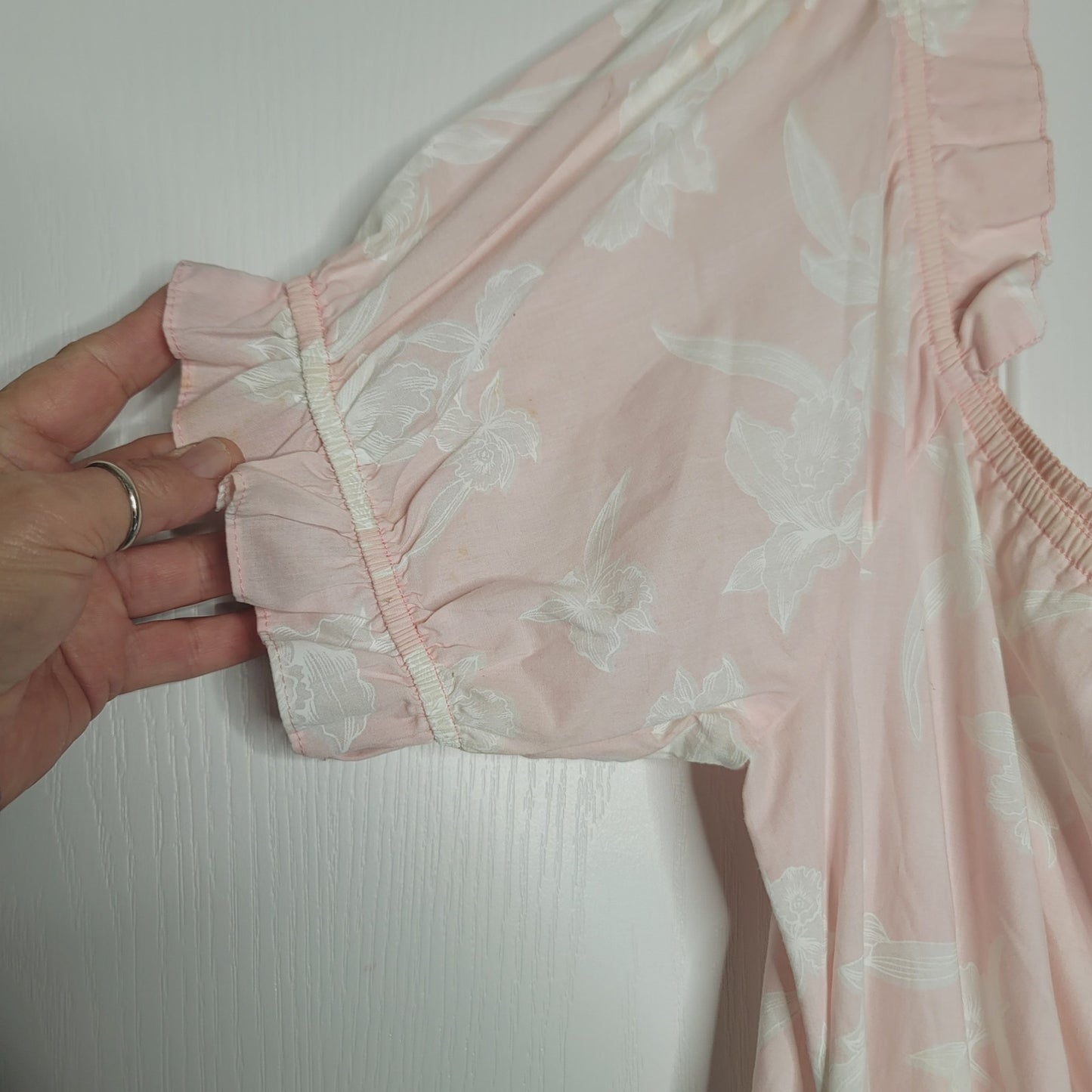 Vintage Pink White Floral Hawaii House Dress Short Sleeve Large/ XL NEED ELASTIC