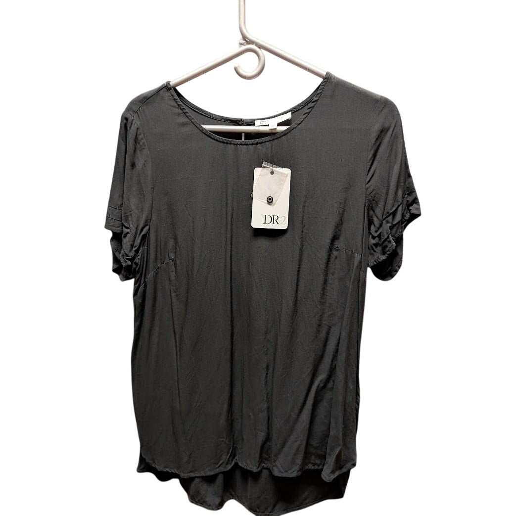 DR2 short sleeve blouse top shirt Size Medium casual career scoop neck NEw GRAY