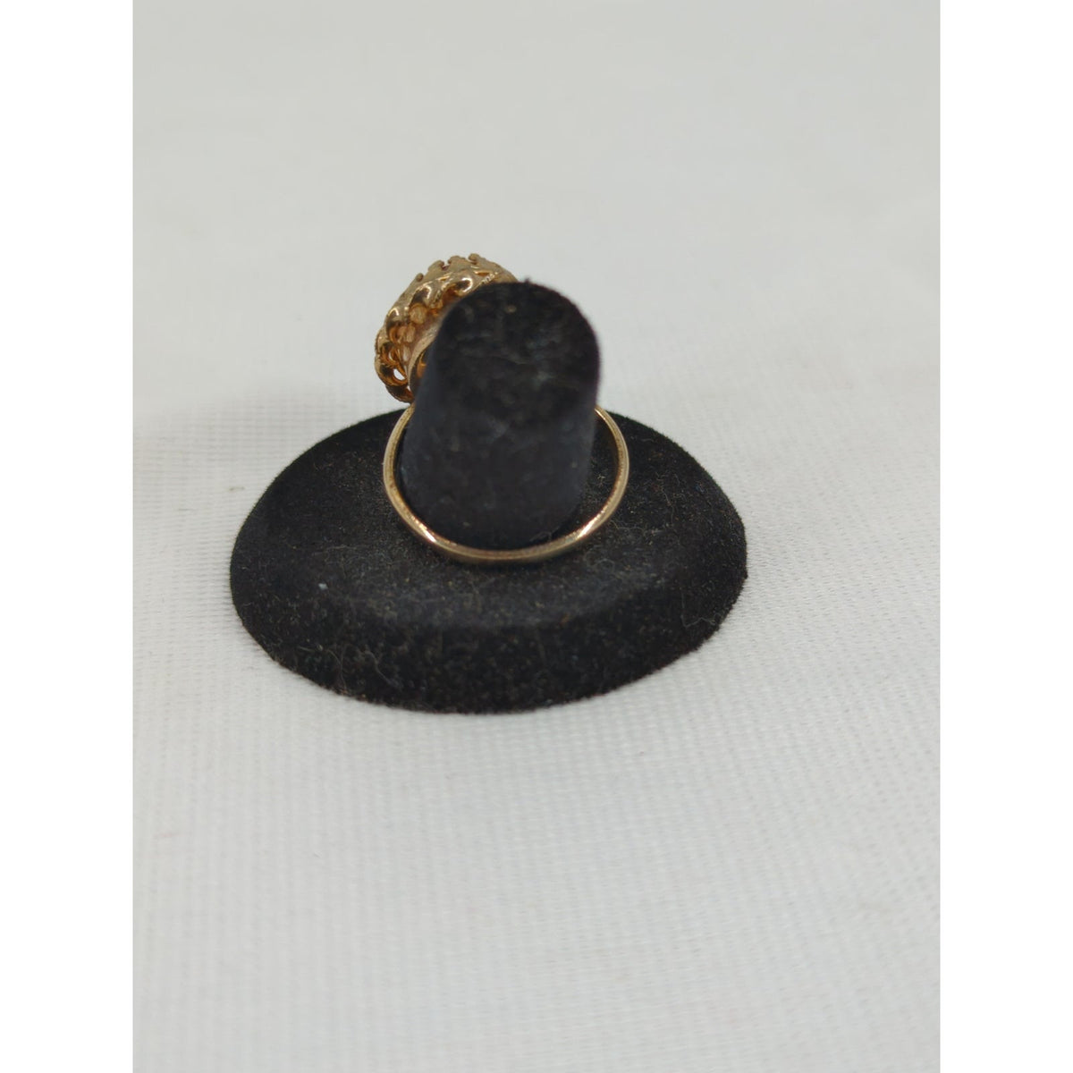 Vintage Gold Tone Cameo Red Resin Oval Ring Victorian Revival Statement Y2K