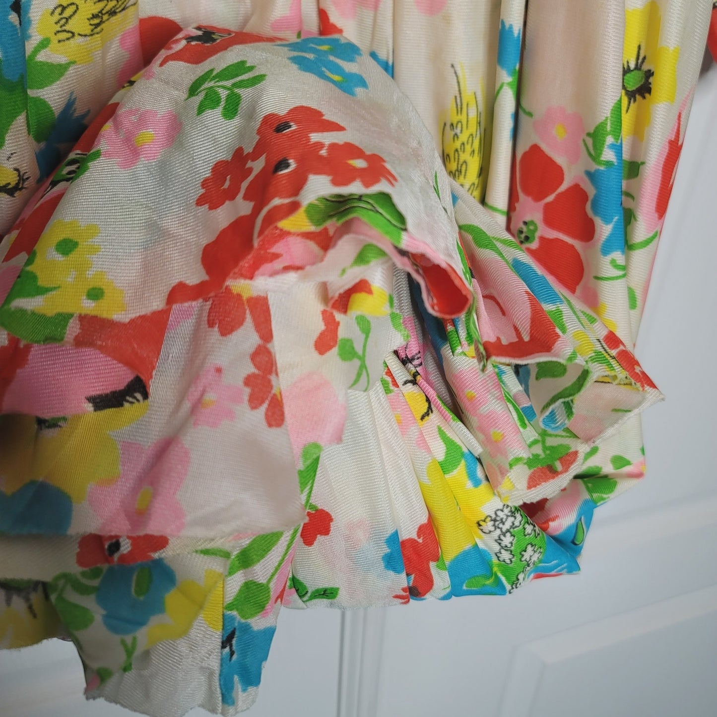 Vintage Poly Pajama Housedress PJs Floral Maxi Long Sleeve raw hem LARGE/XL