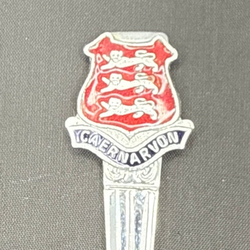 intage Caernarvon Wales Souvenir Spoon Sheffield England Enamel Crest Heraldic