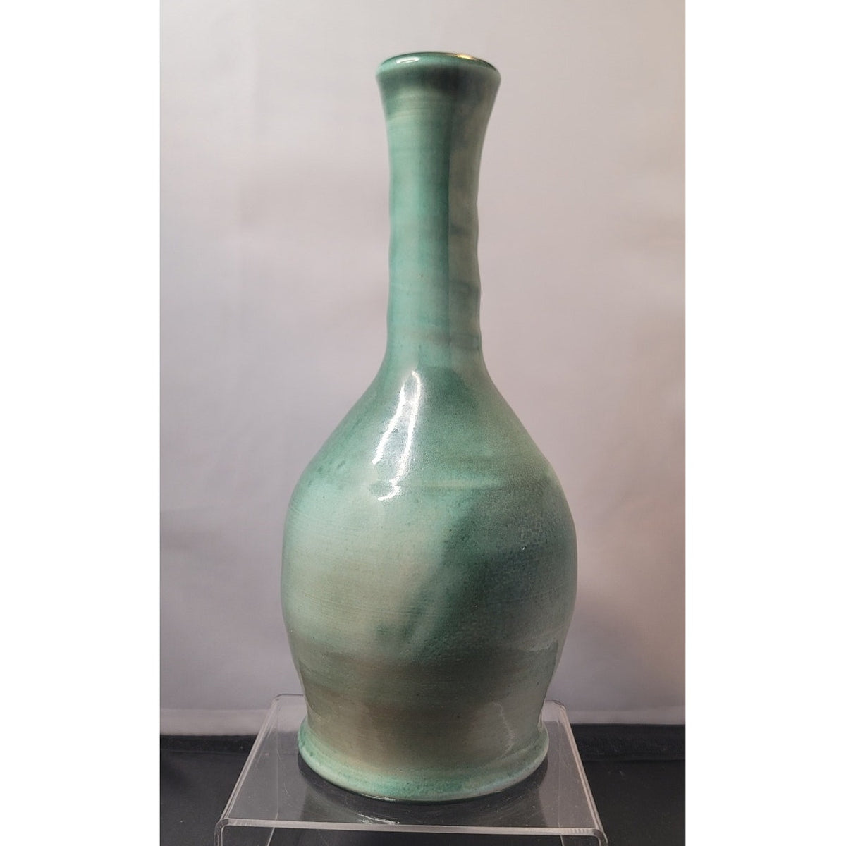 Handmade Contemporary Style Green Long-Neck Studio Art Pottery Vase GY / JY