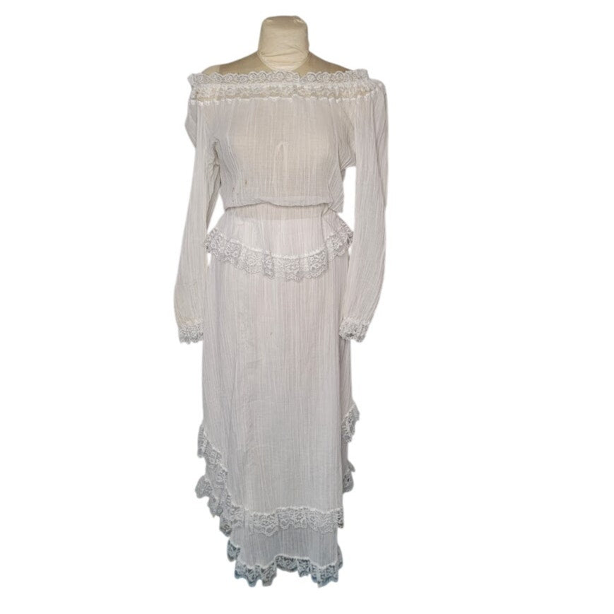 Vintage Roberta 2 Piece white skirt set peasant Cotton Blend Lace Med/ Large