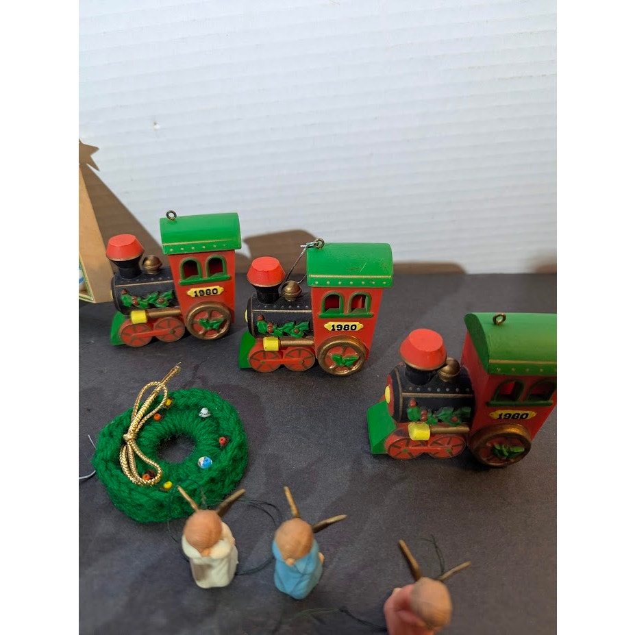 holiday Vintag lot of ornaments Snoopy, trains, angels, charlie brown