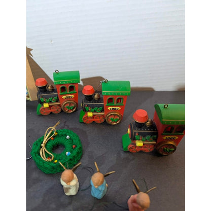 holiday Vintag lot of ornaments Snoopy, trains, angels, charlie brown